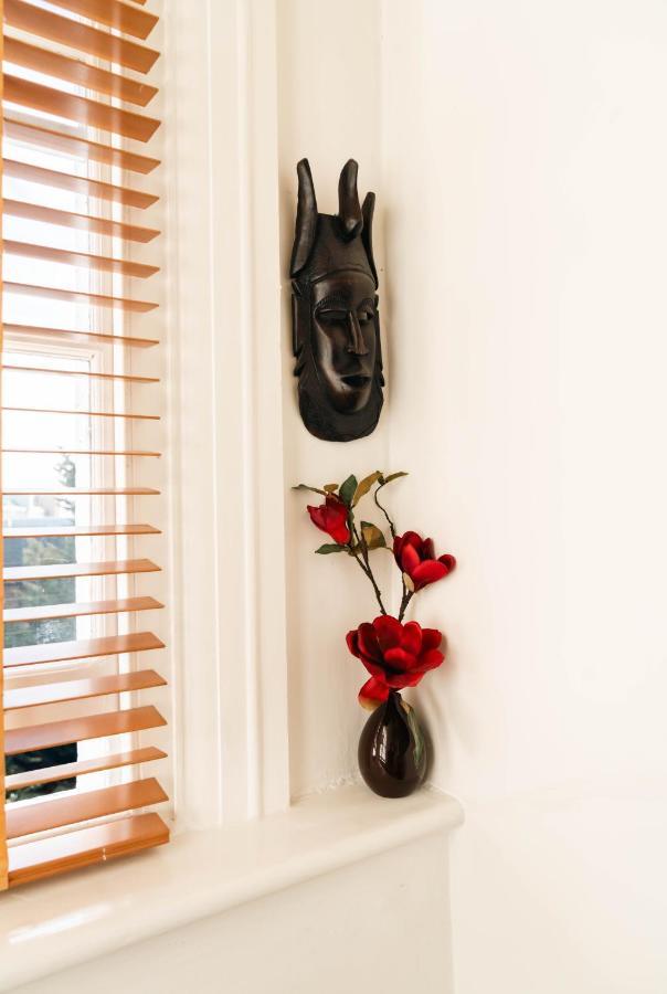 Stylish 2 Bedroom Flat In Camden Town London Ngoại thất bức ảnh